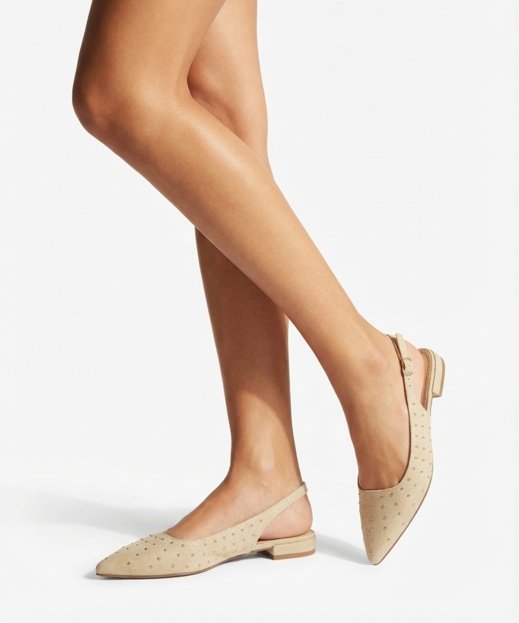 Zapato destalonado tachas